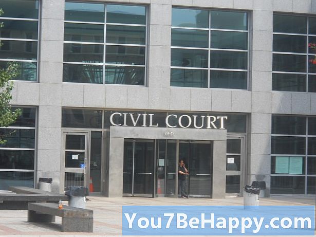 Разница между гражданским судом и уголовным судом