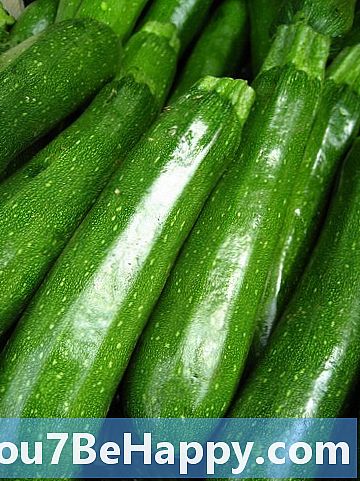 Forskjellen mellom agurk og cucchini