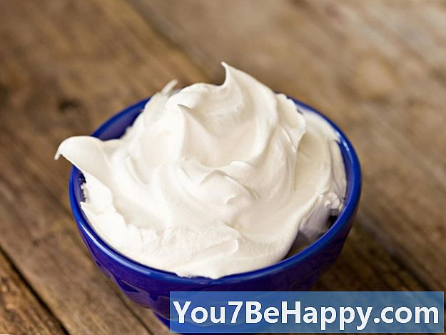 Forskjellen mellom Heavy Cream og Heavy Whipping Cream