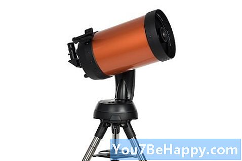 ההבדל בין טלסקופ למשקפת